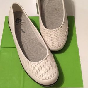 Clarks Cloudsteppers - 10 medium